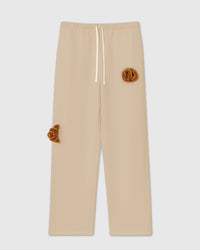 DOBLE CROISSANT NA MALAMBOT NA SWEATPANTS
