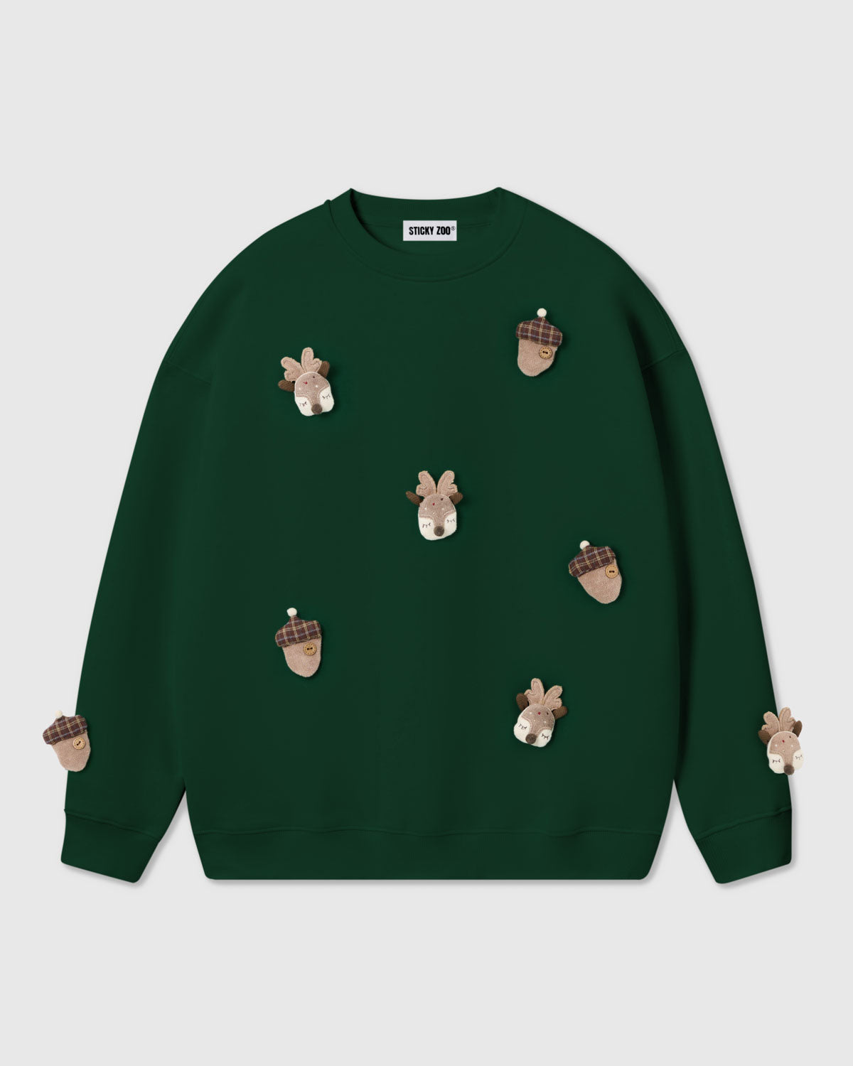 REINDEER AT ACORN NA MALAMBOT NA SWEATSHIRT