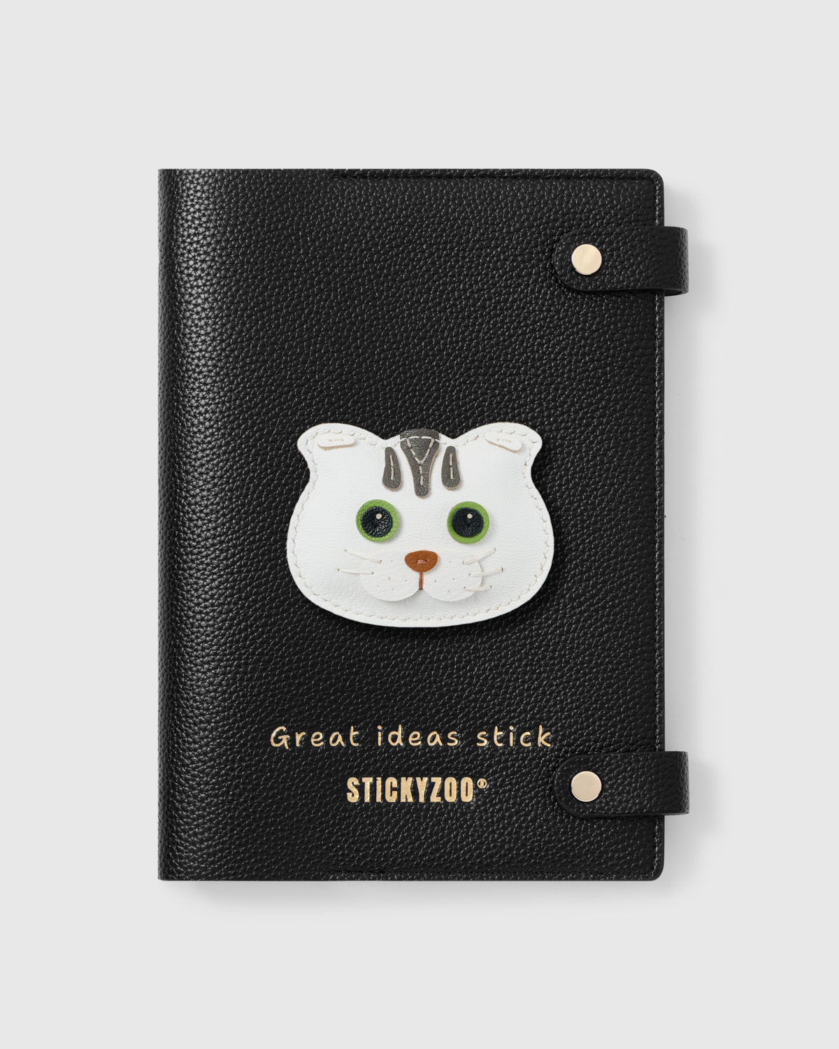 PUTING PUSA NA MAY BERDENG MATA NA NOTEBOOK