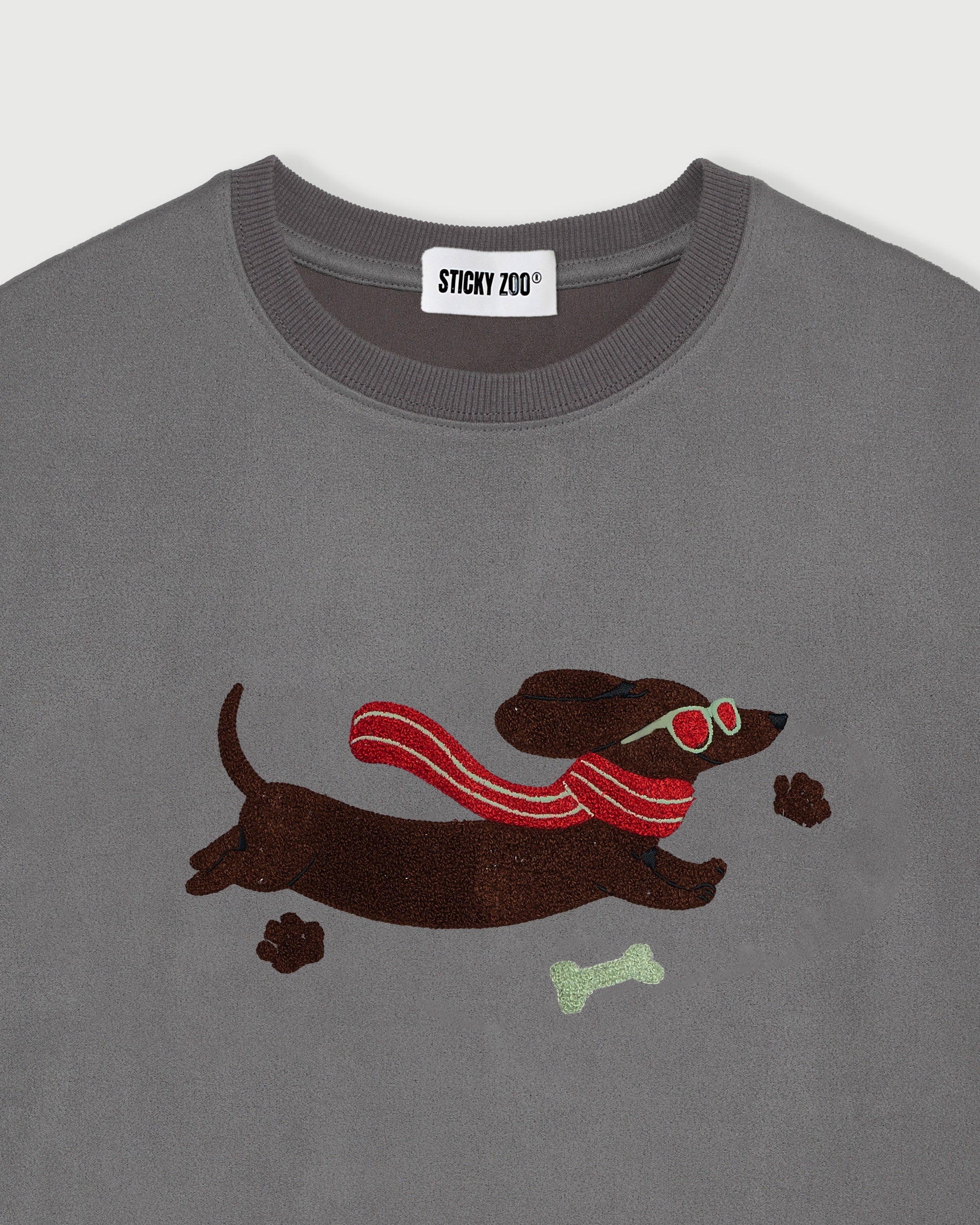 PEBBLE GREY DACHSHUND T-SHIRT