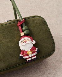 ANG PASKO NA CHARMS NG SANTA