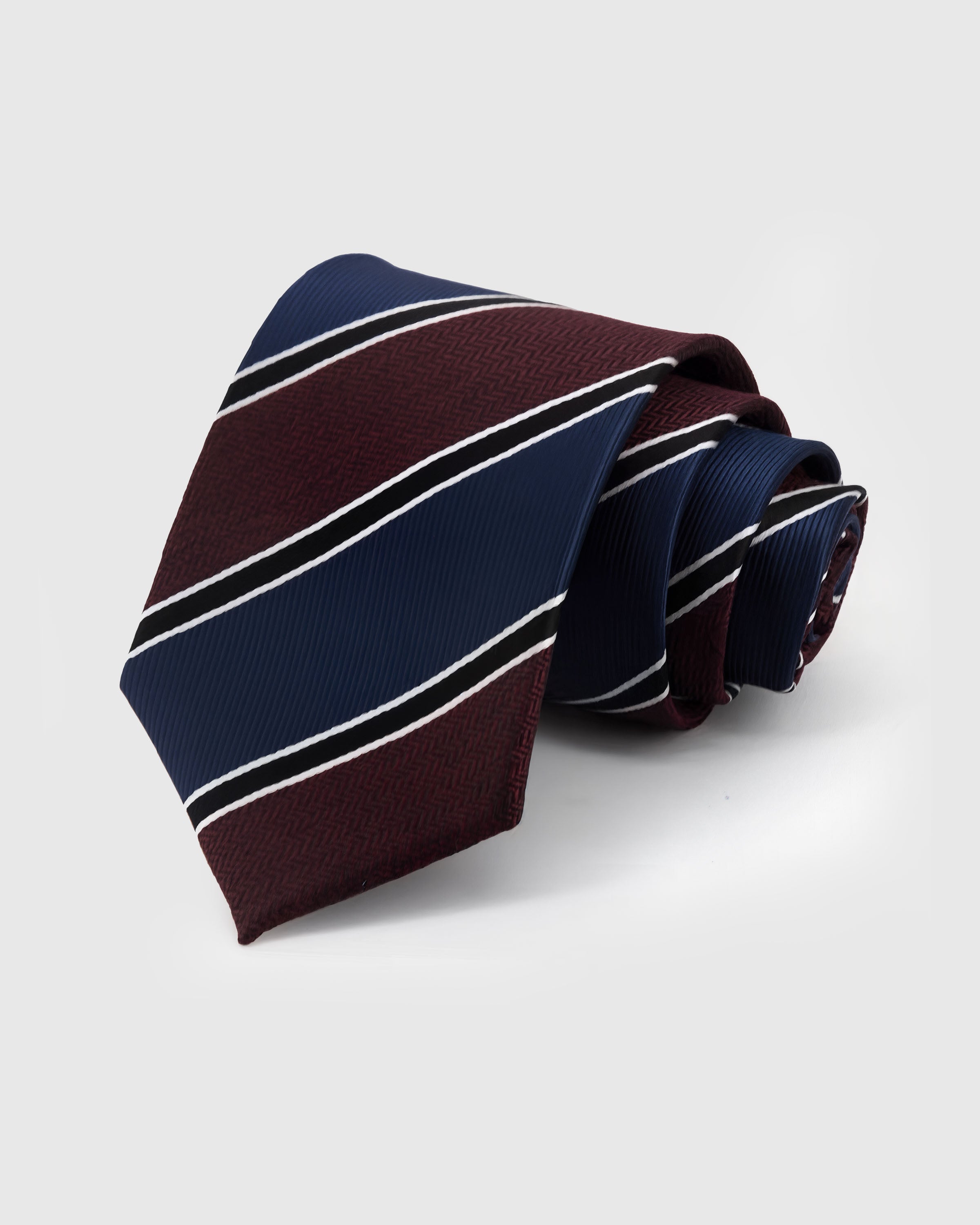 TIE NA CLARET REGIMENT