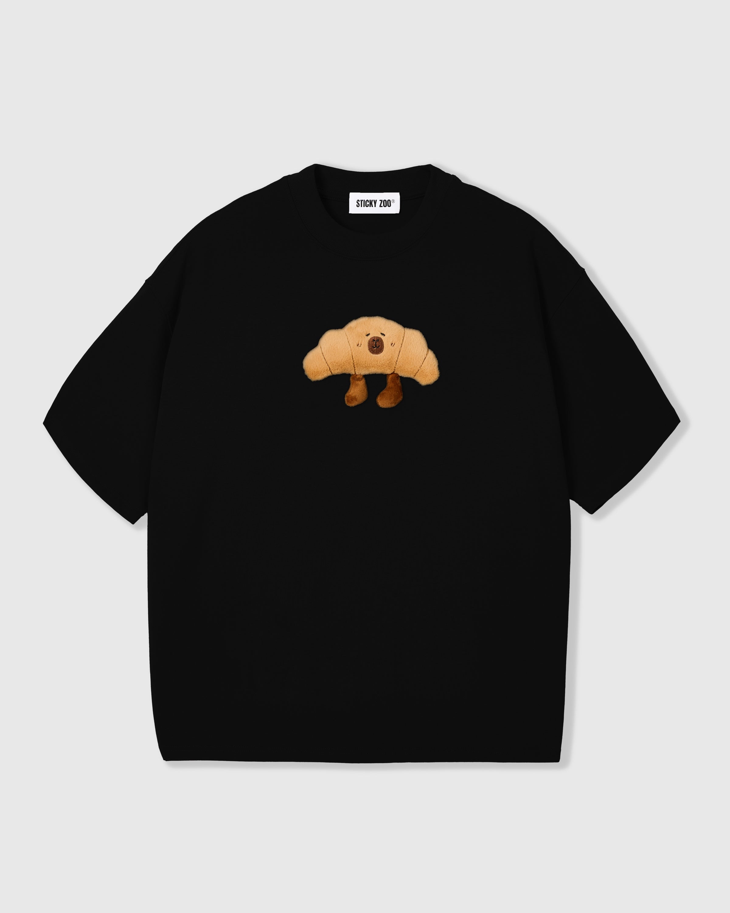 TUMATAKAS NA CROISSANT NA T-SHIRT