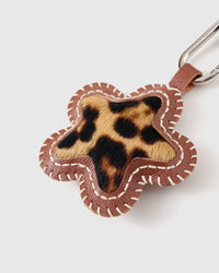 KULAY NG BAKA NA BITUIN NA LEOPARD NA STACK CHARM