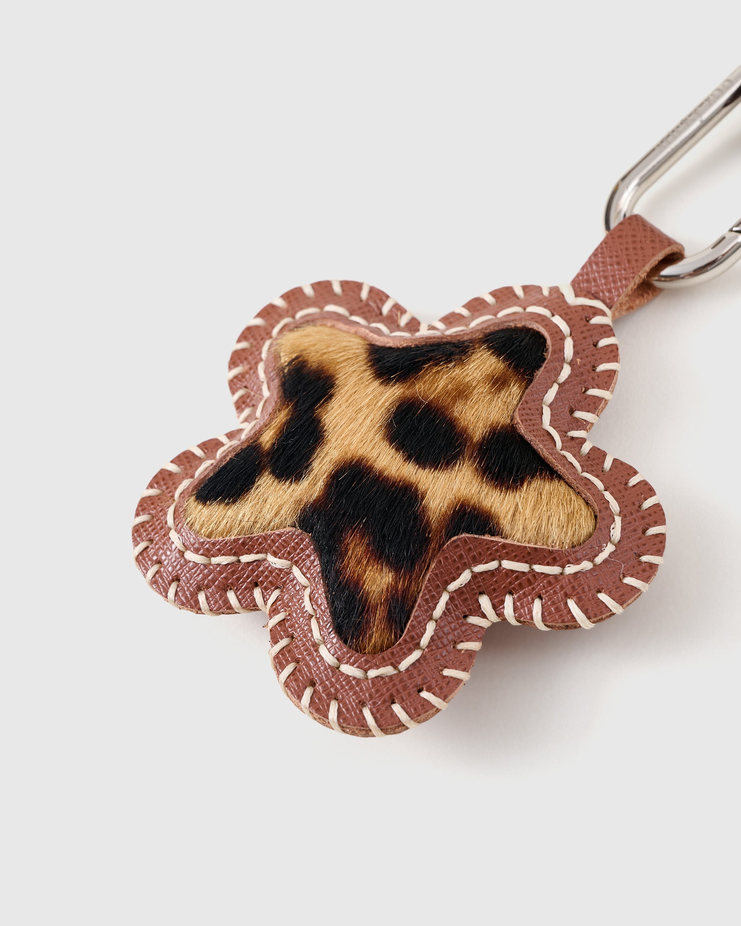 KULAY NG BAKA NA BITUIN NA LEOPARD NA STACK CHARM