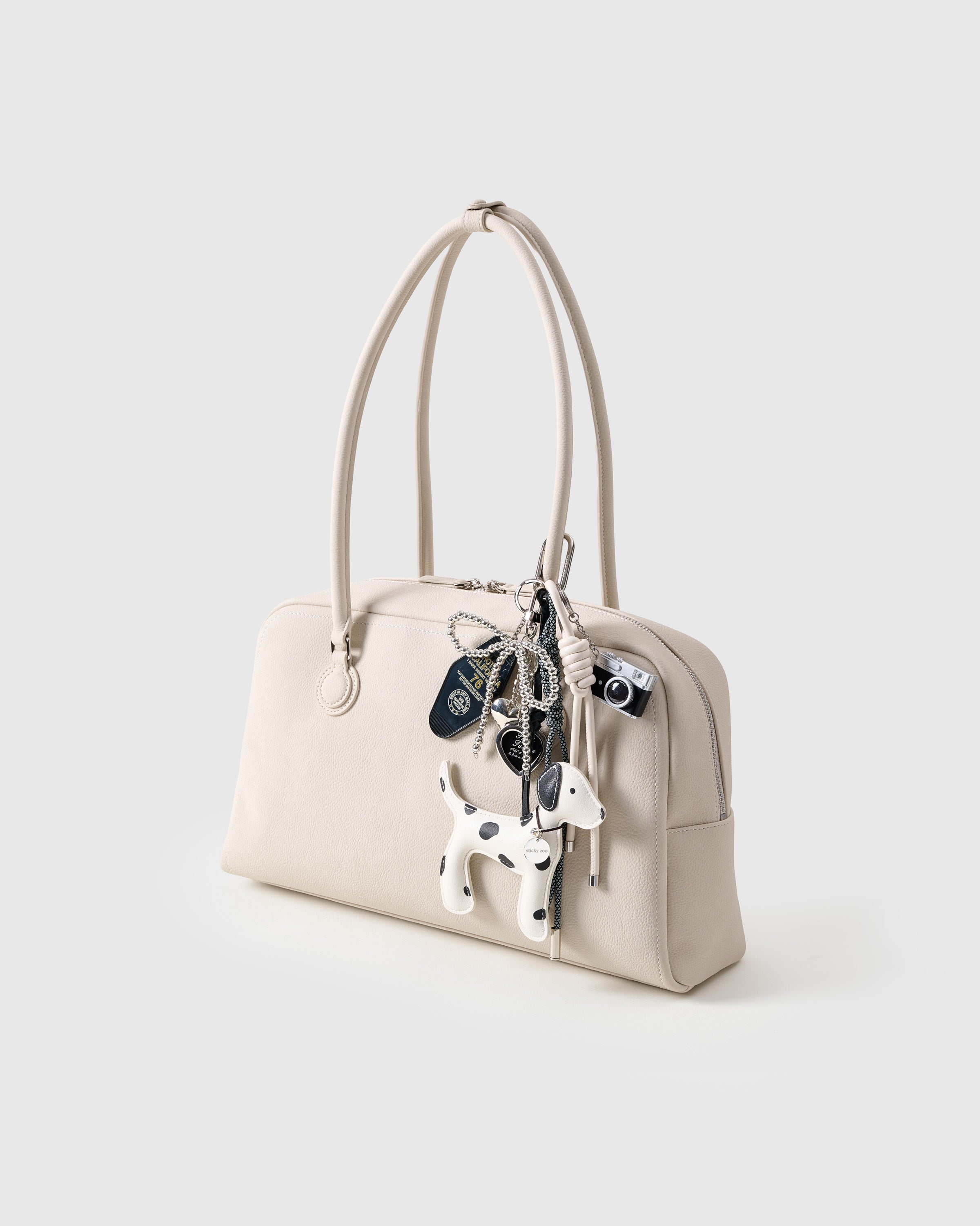 CHARM NG DOTTIE SNAPSHOT