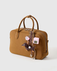 FAMOUSE DACHSHUND™ MOCHA NA CHARMS