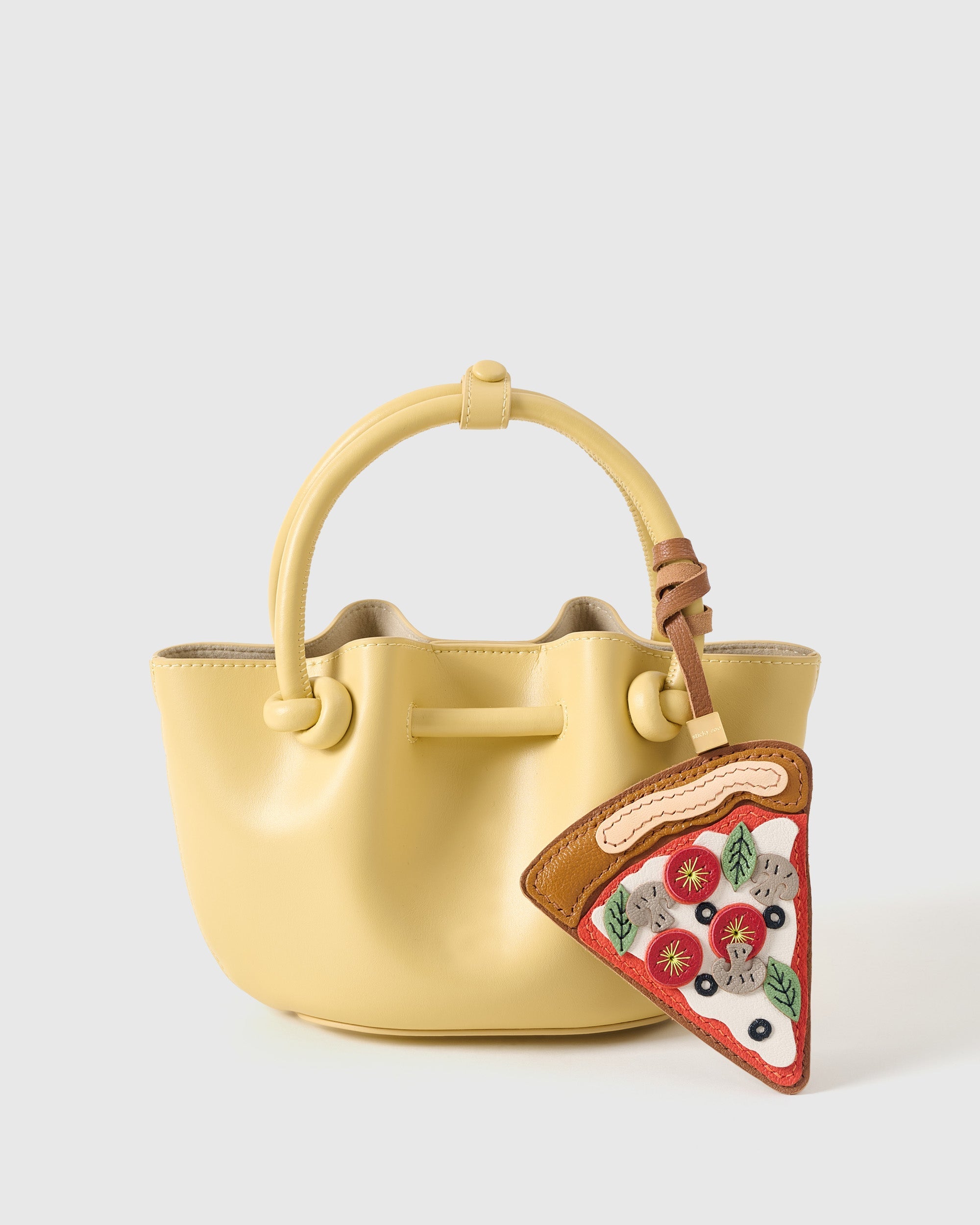 PIZZA SLICE NA CHARM