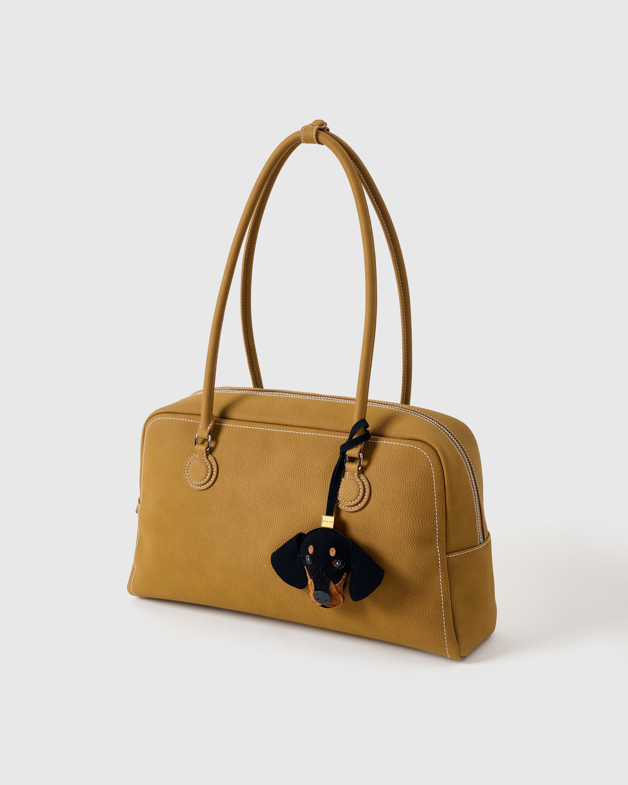 CHARM NG DASH DACHSHUND | EDISYON NG SUEDE
