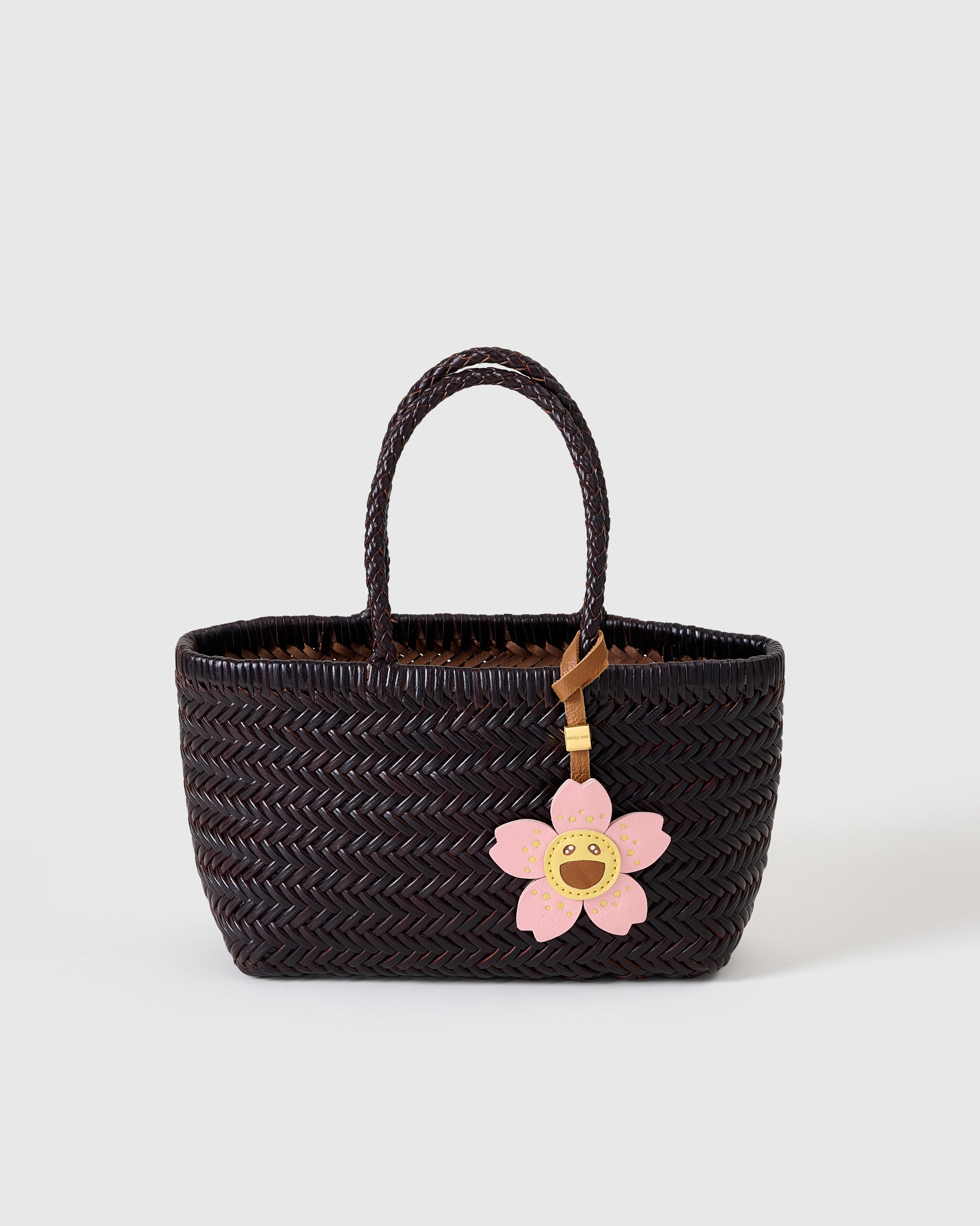 BLOOMY SAKURA CHARM