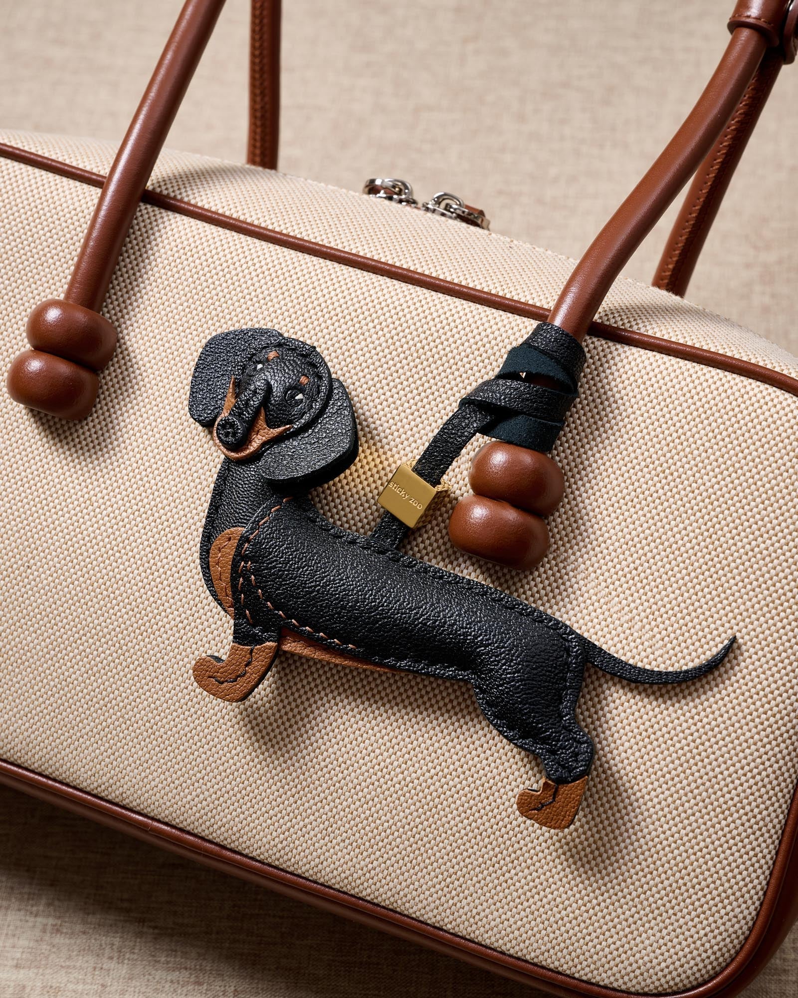 CHARM NG LONG DASH DACHSHUND
