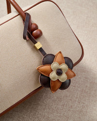 PETAL ESPRESSO CHARM