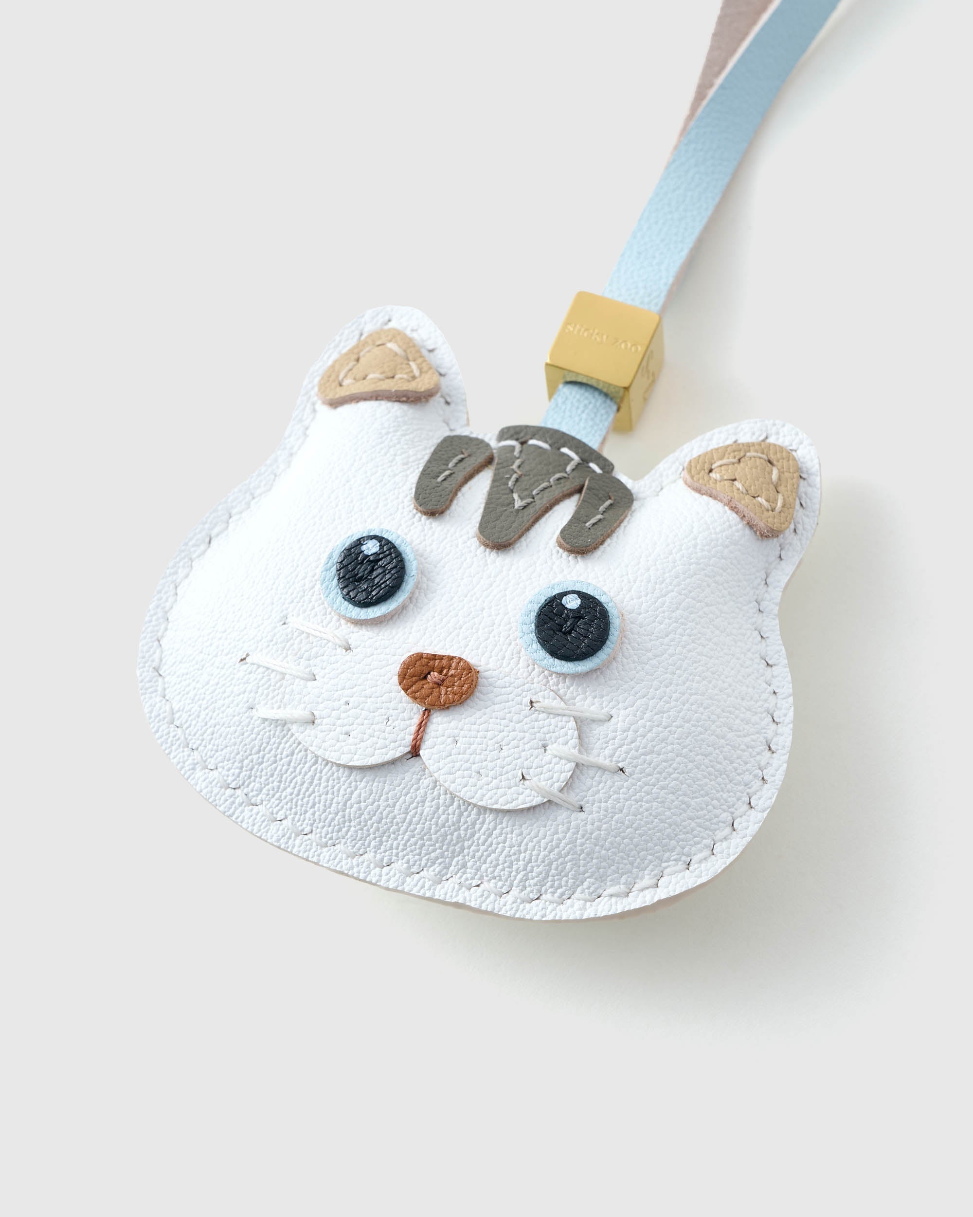CHARM NG PUSANG BRITISH SHORTHAIR – CLOUD DREAM EDITION