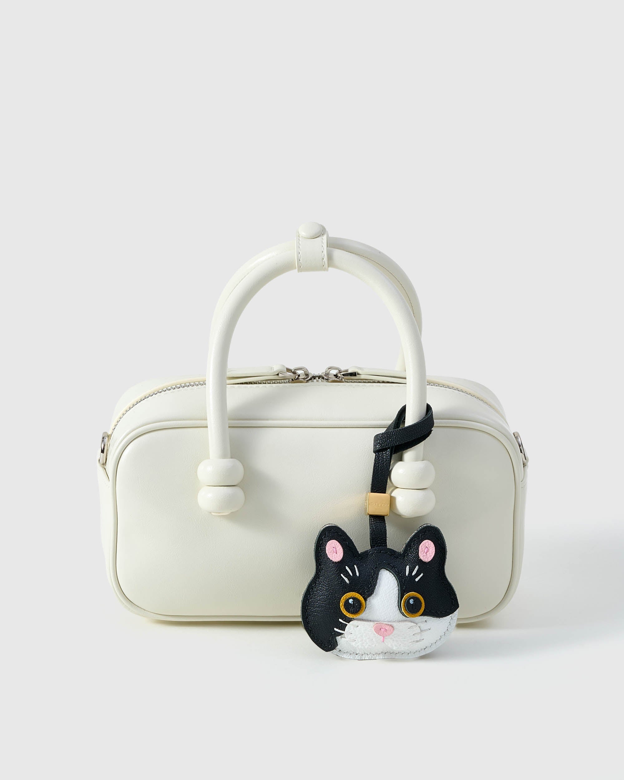 CHARM NG PUSANG BRITISH SHORTHAIR – BLACK MUSE EDITION