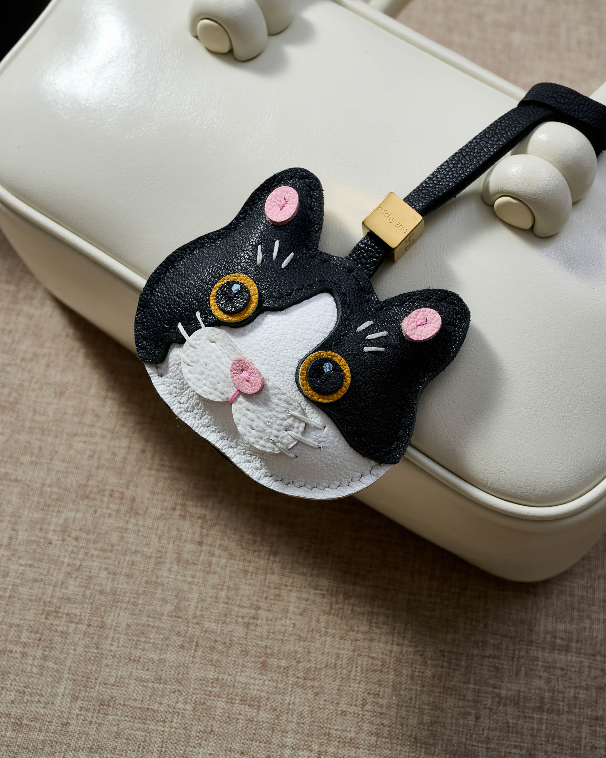 CHARM NG PUSANG BRITISH SHORTHAIR – BLACK MUSE EDITION
