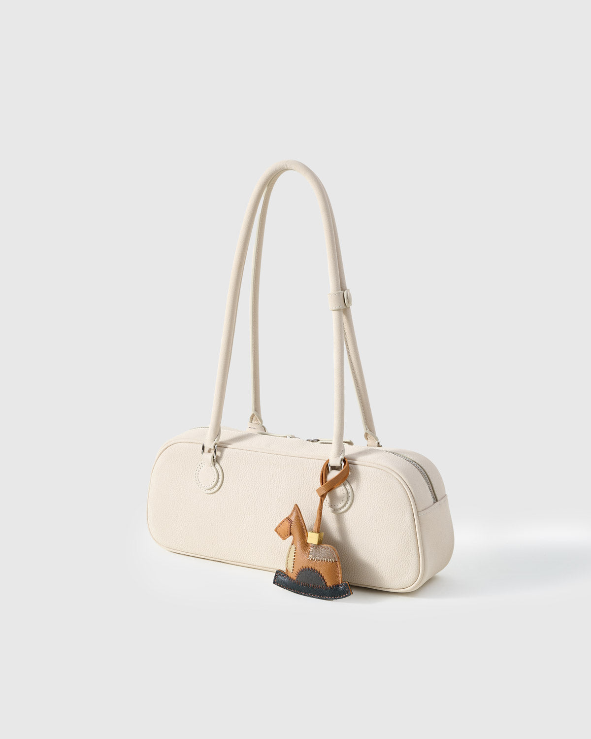 HILAW NG ROCKING HORSE