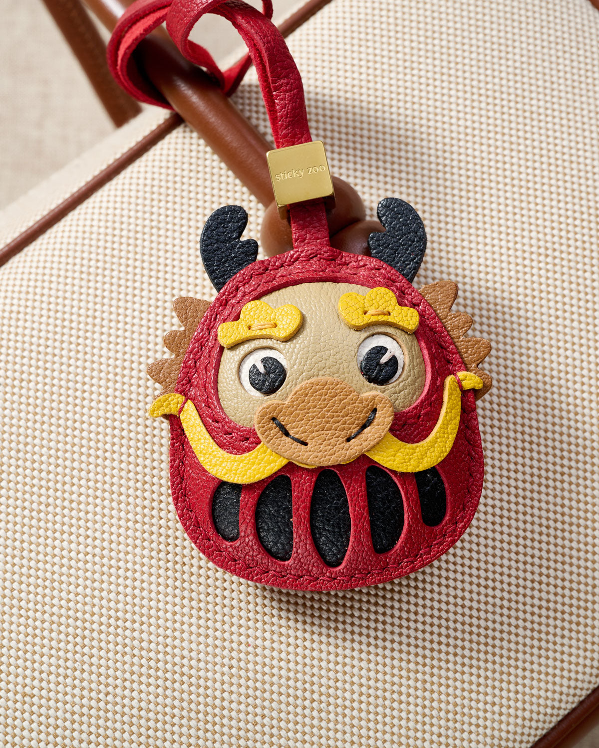 DERAGON CHARM