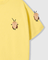 T-SHIRT NA MAY HONEY BEE SCATTER — DILAW