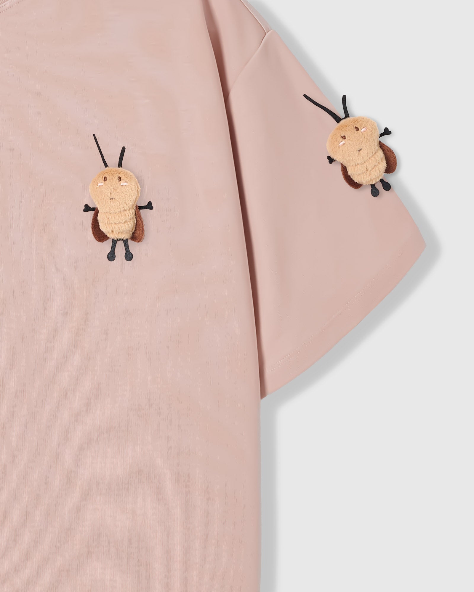 T-SHIRT NA MAY HONEY BEE SCATTER — PINK