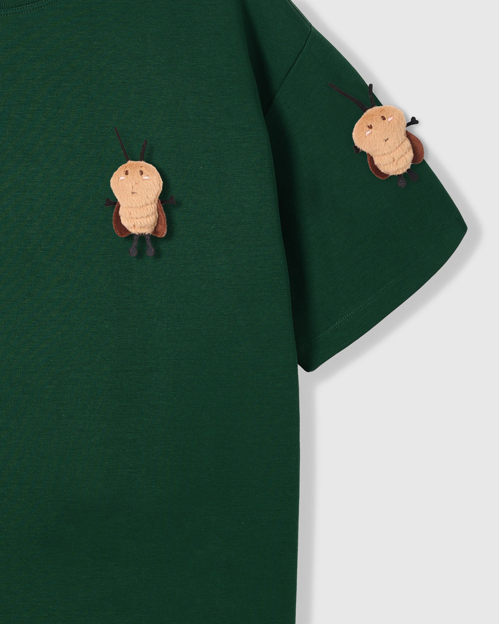 HONEY BEE SCATTER T-SHIRT — BERDE