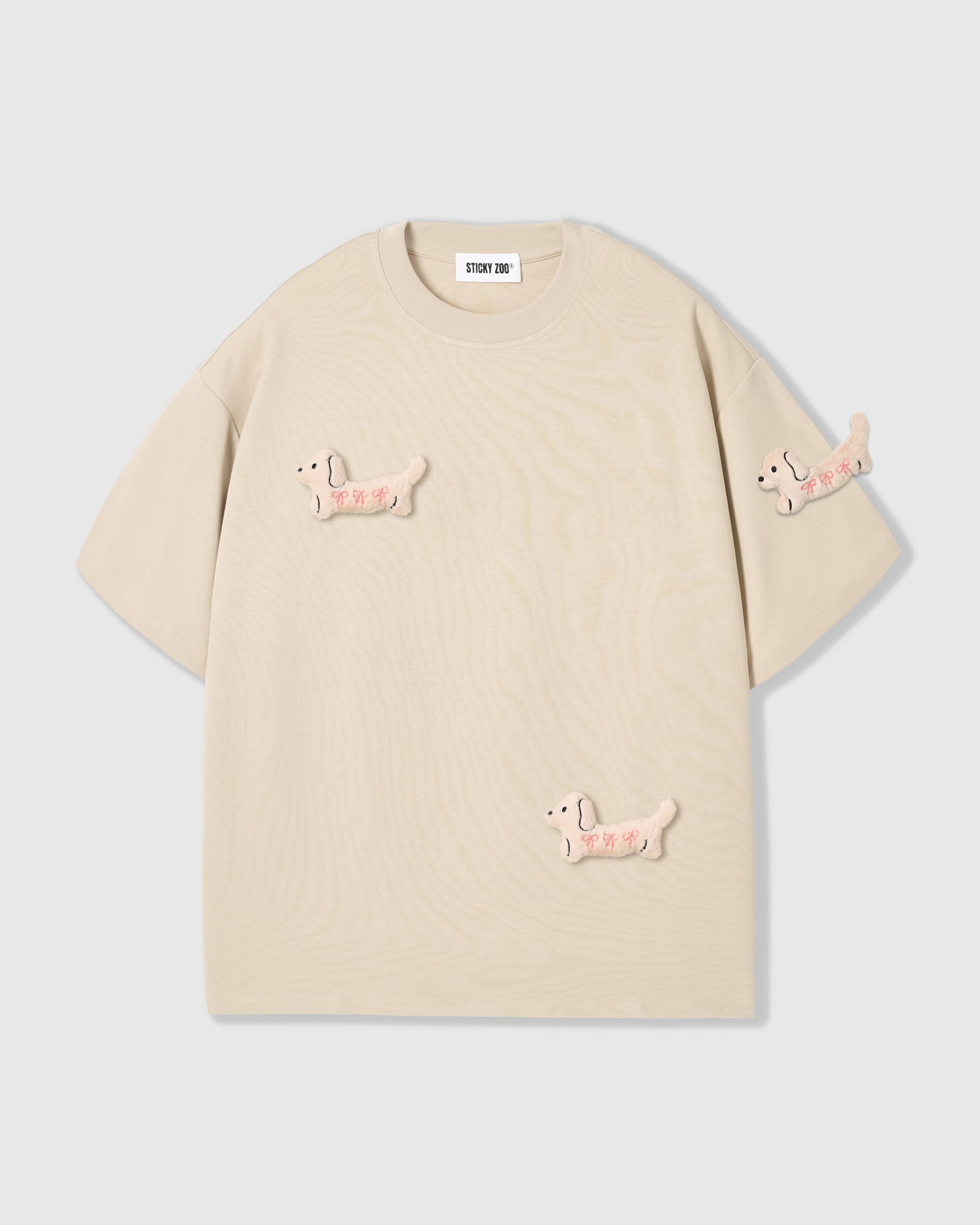 BOW PUPPY SCATTER T-SHIRT — KREM