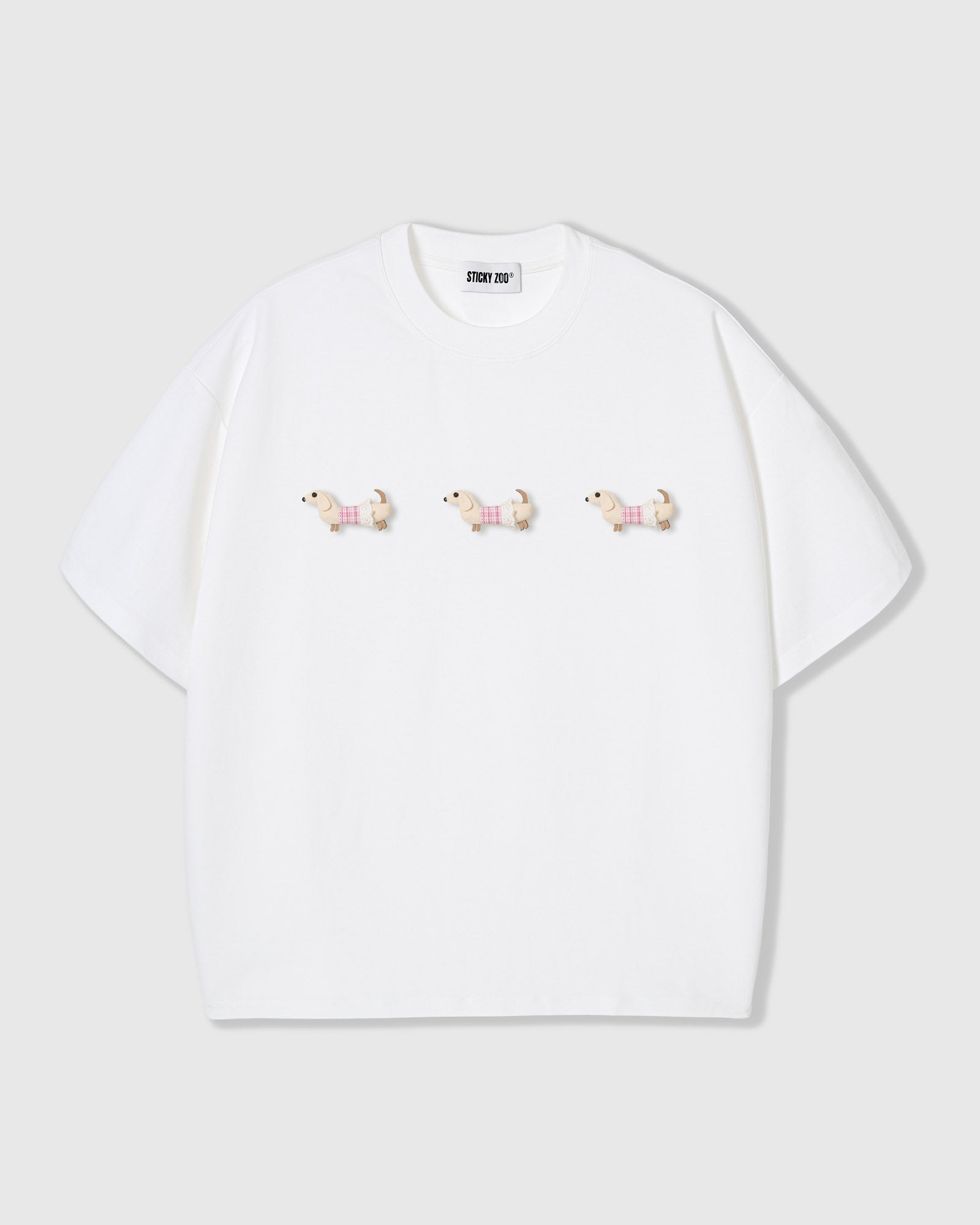 TRIO NG PLAID NA DACHSHUND NA T-SHIRT — PUTI