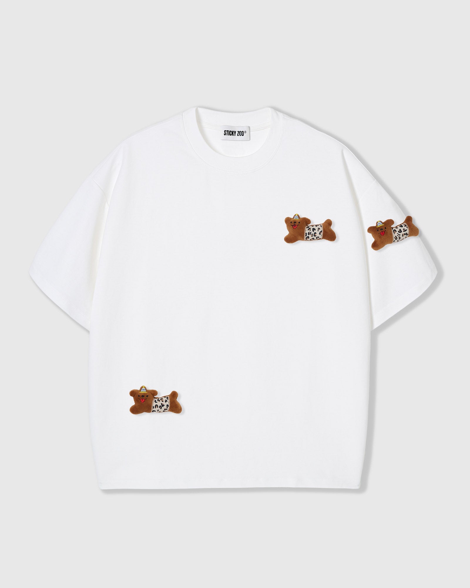 WILD TEDDY NA NAGKAKALAT NA T-SHIRT — PUTI