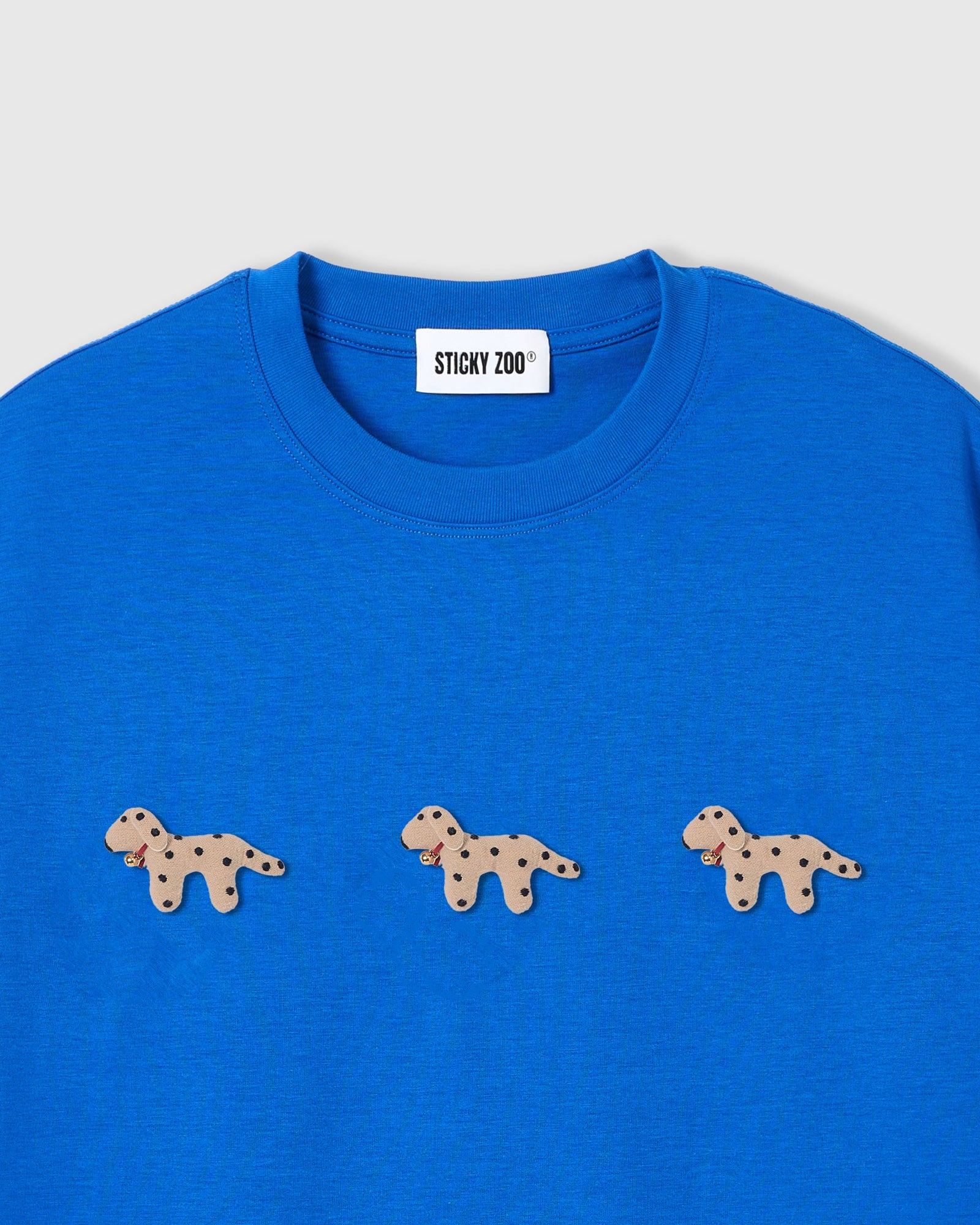 TRIO NG SPOTTY NA TUTA NA T-SHIRT — ASUL
