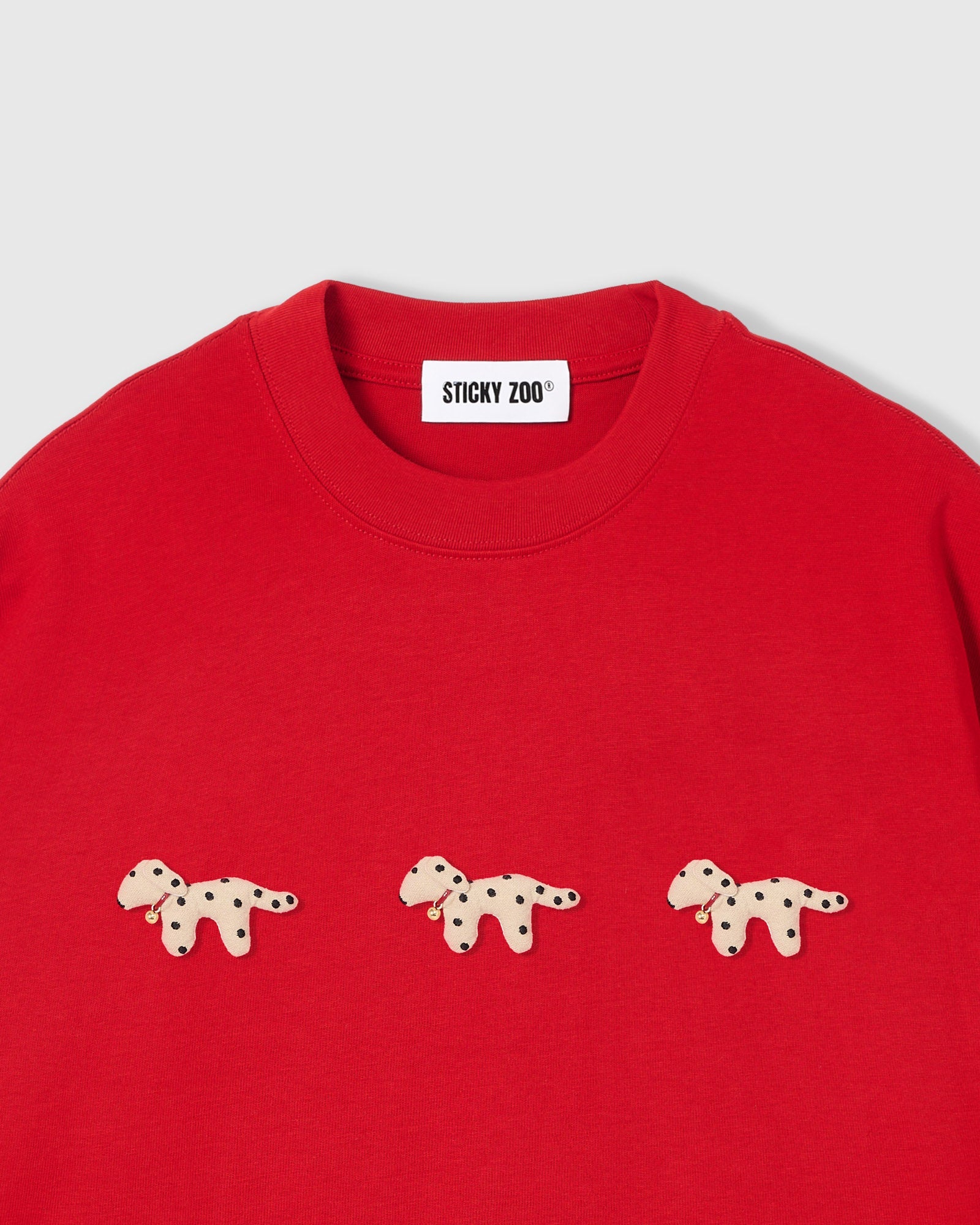 TRIO NG SPOTTY NA TUTA NA T-SHIRT — PULA
