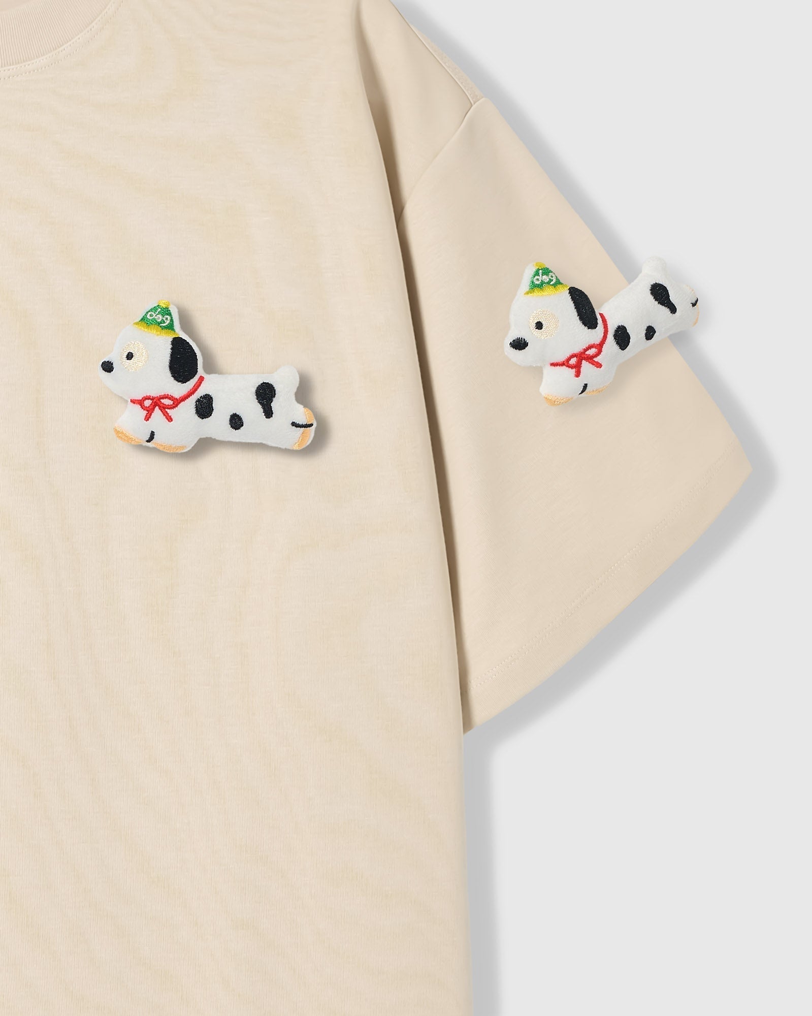 SPOTTY PUPPY SCATTER T-SHIRT — KREM