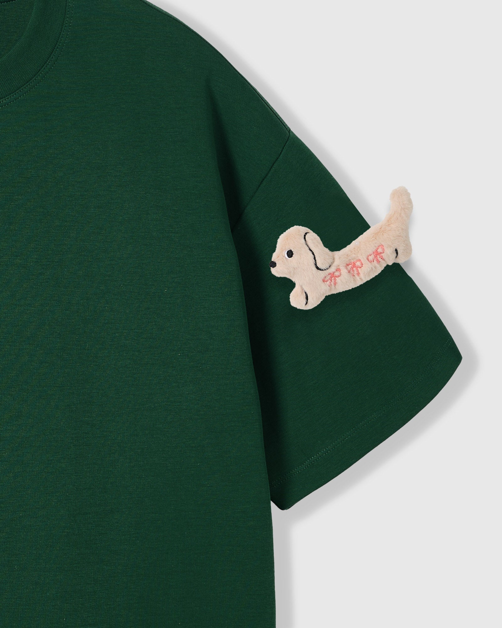 BOW NA TUTA NA NAGKAKALAT NA T-SHIRT — BERDE