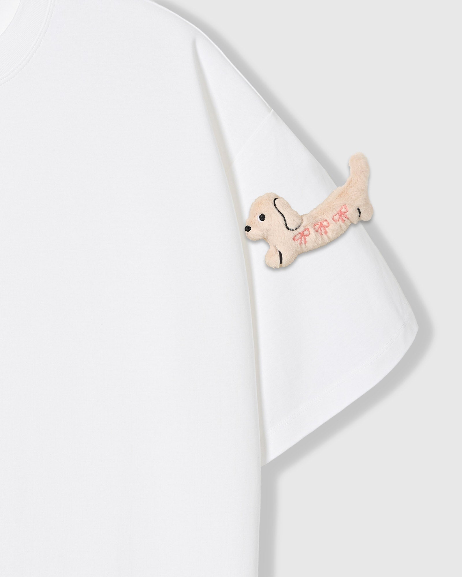 BOW PUPPY SCATTER T-SHIRT — PUTI