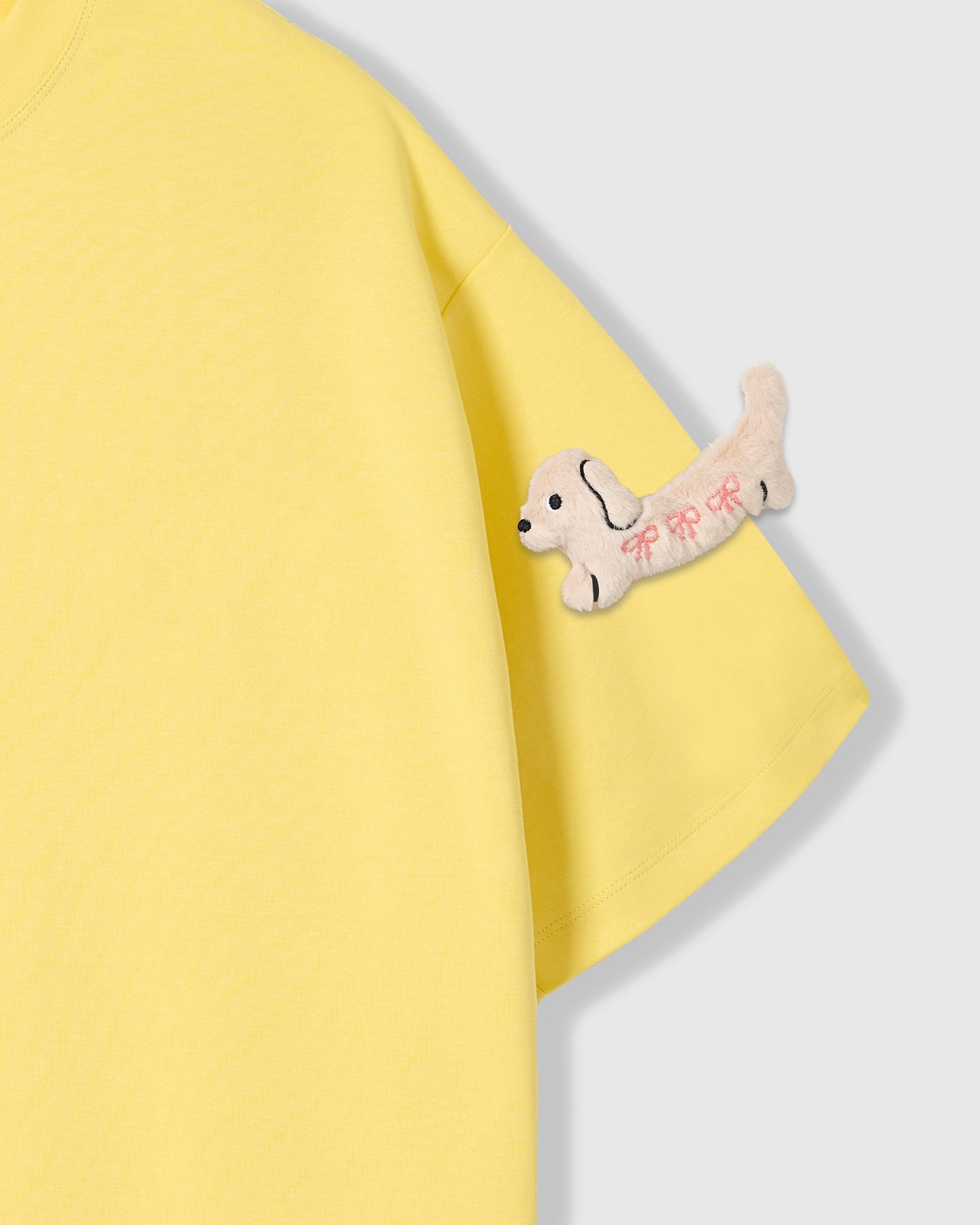 BOW PUPPY SCATTER T-SHIRT — DILAW