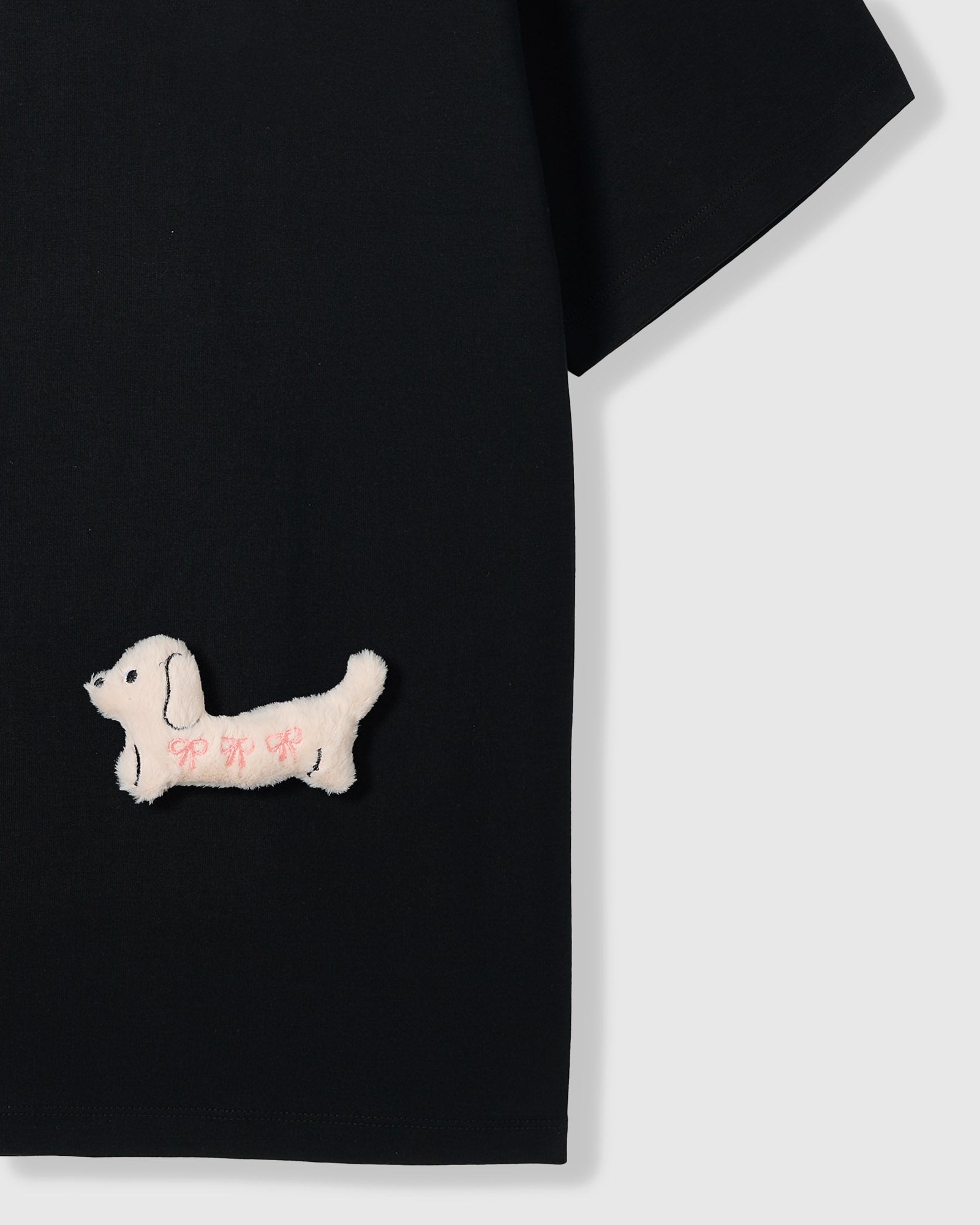 BOW PUPPY SCATTER T-SHIRT — ITIM