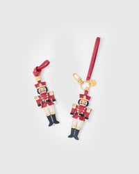 ANG NUTCRACKER NA CHARMS