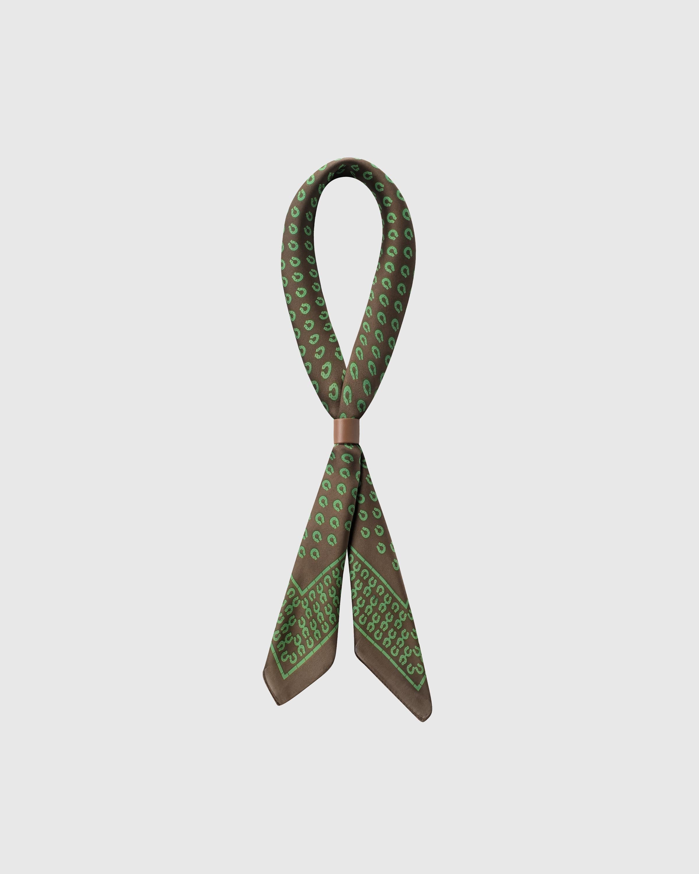 CLOVER STIRRUP NA SELYANG SELYAS