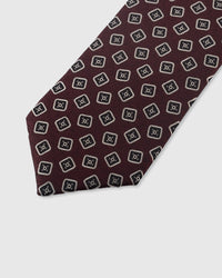 TALI NA FOULARD NA BURGUNDY SQUARE
