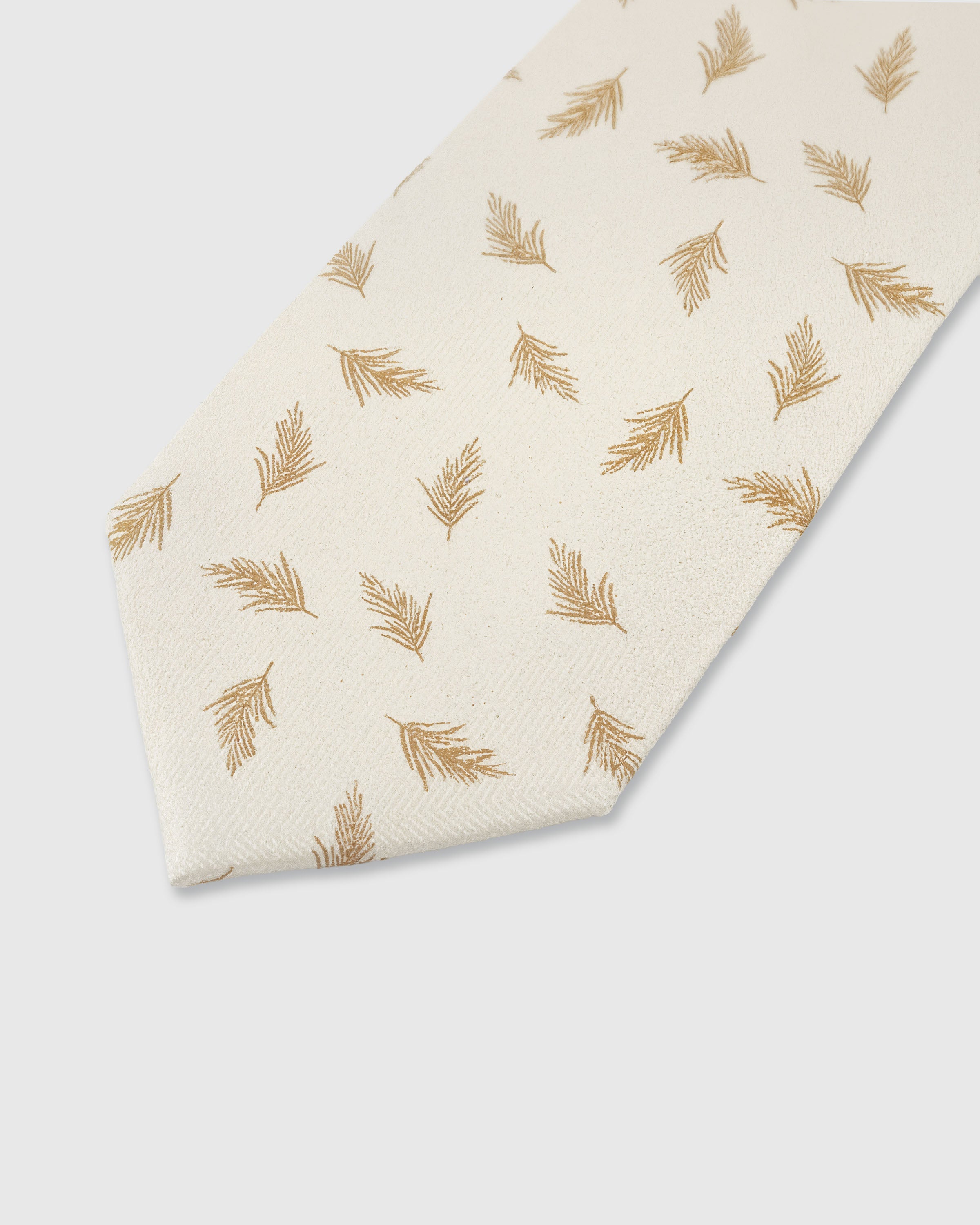 KORBATANG IVORY FEATHER