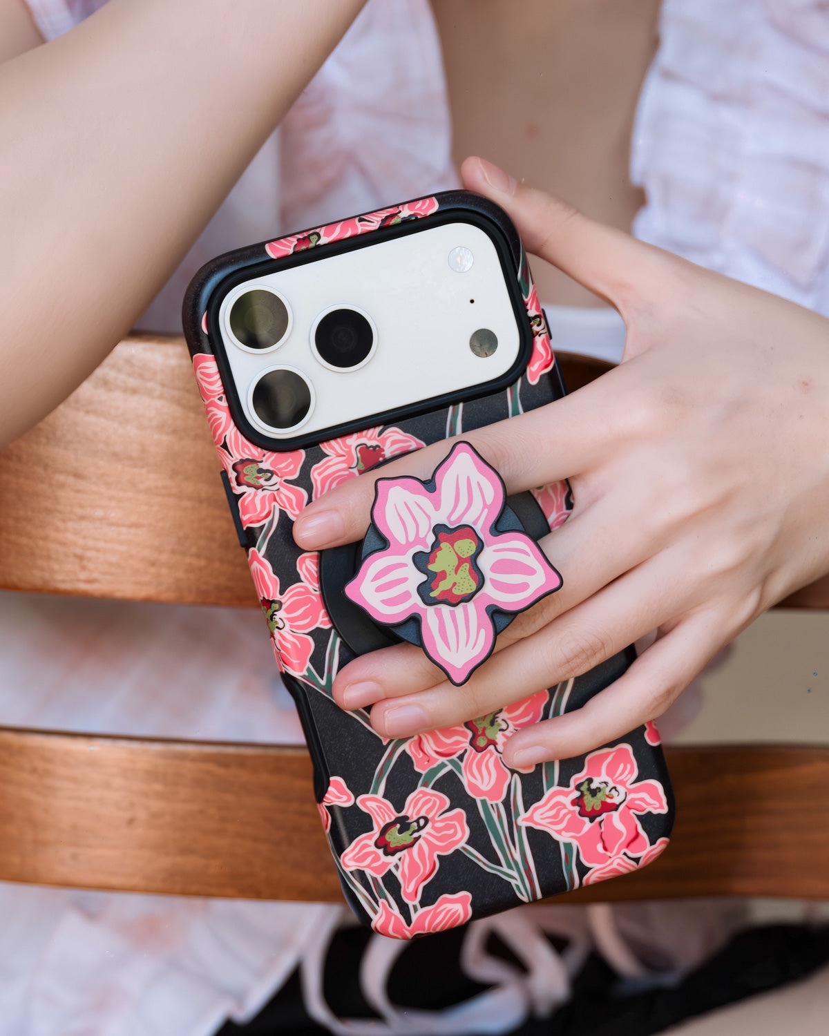 MIDNIGHT ORCHID NA CASE NG TELEPONO