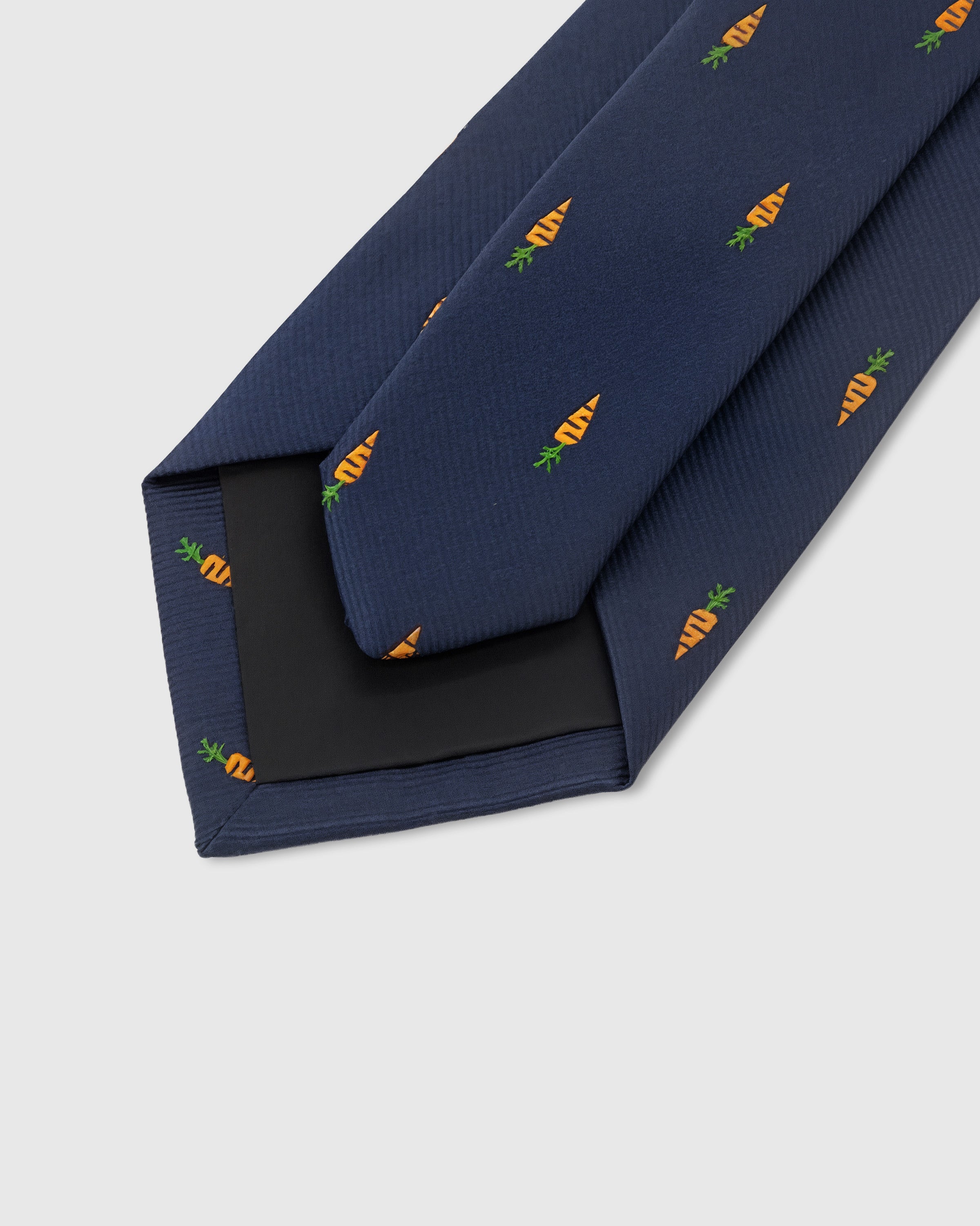 NAVY CARROT TIE