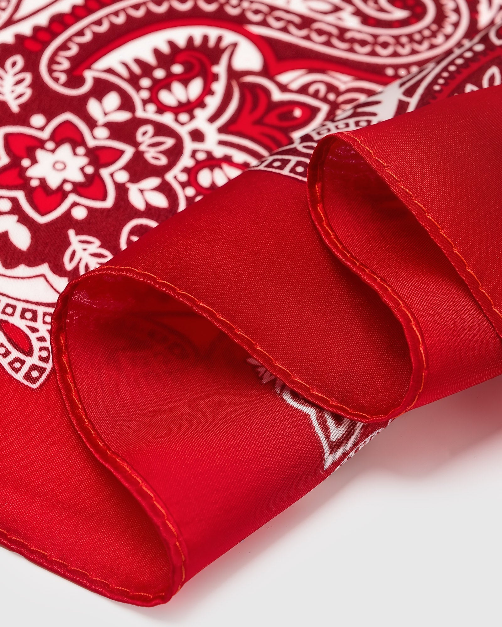 CRIMSON BANDANA NA SILK SCARF