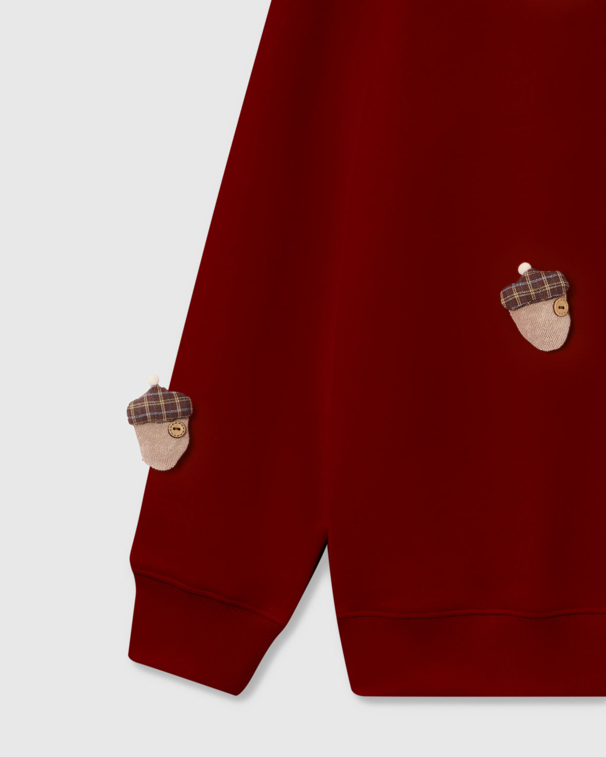 REINDEER AT ACORN NA MALAMBOT NA SWEATSHIRT