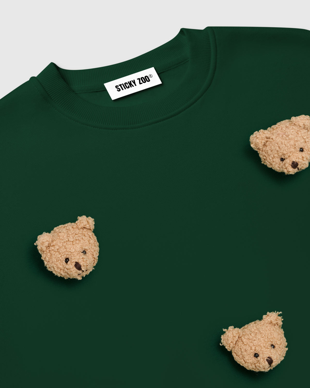 HILAW NA SWEATSHIRT NG STICKY BEAR