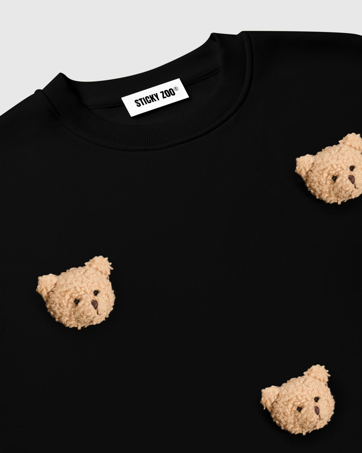 HILAW NA SWEATSHIRT NG STICKY BEAR