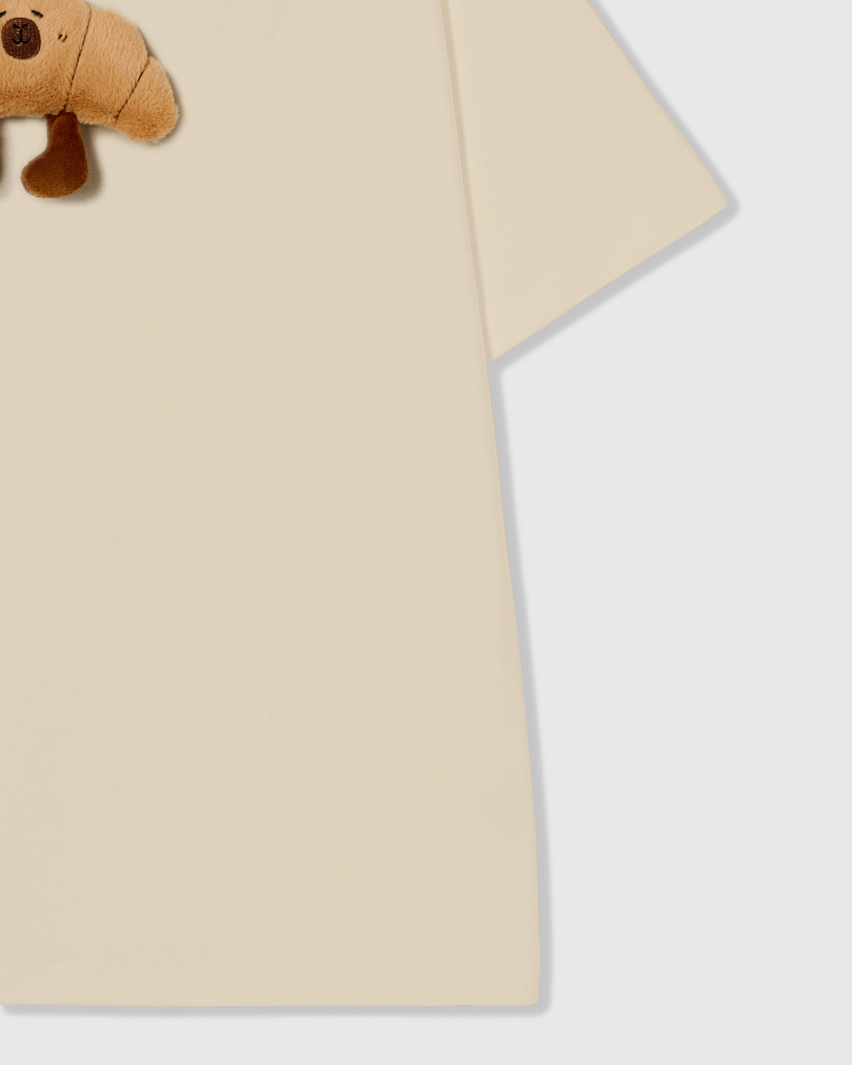 TUMATAKAS NA CROISSANT NA T-SHIRT