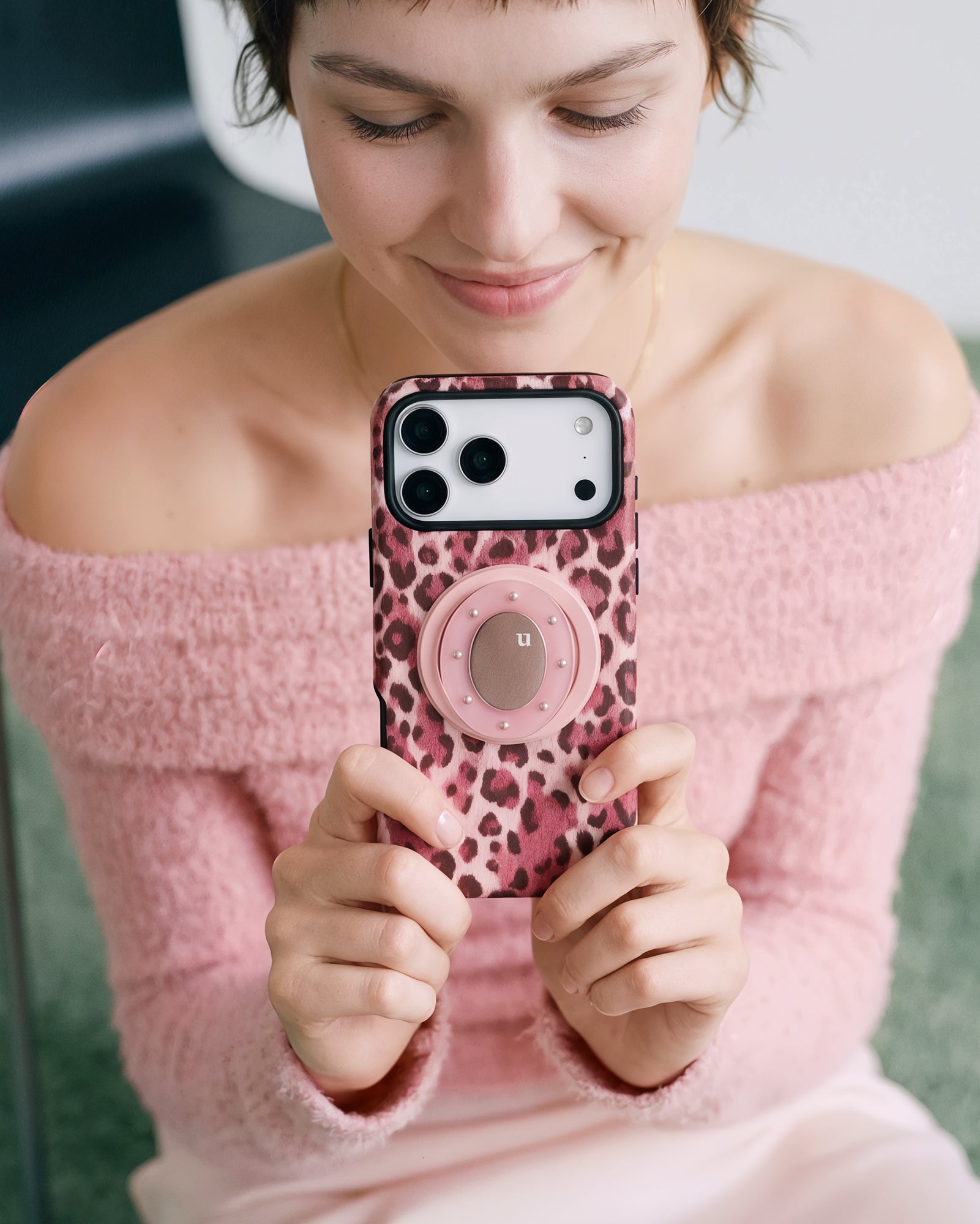 ROSÉ LEOPARD PHONE CASE