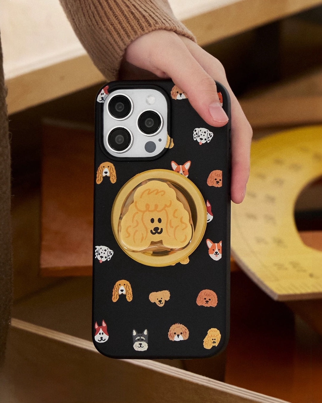 DOGS PARTY CASE
