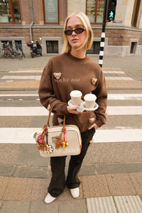 HILAW NA SWEATSHIRT NG STICKY BEAR