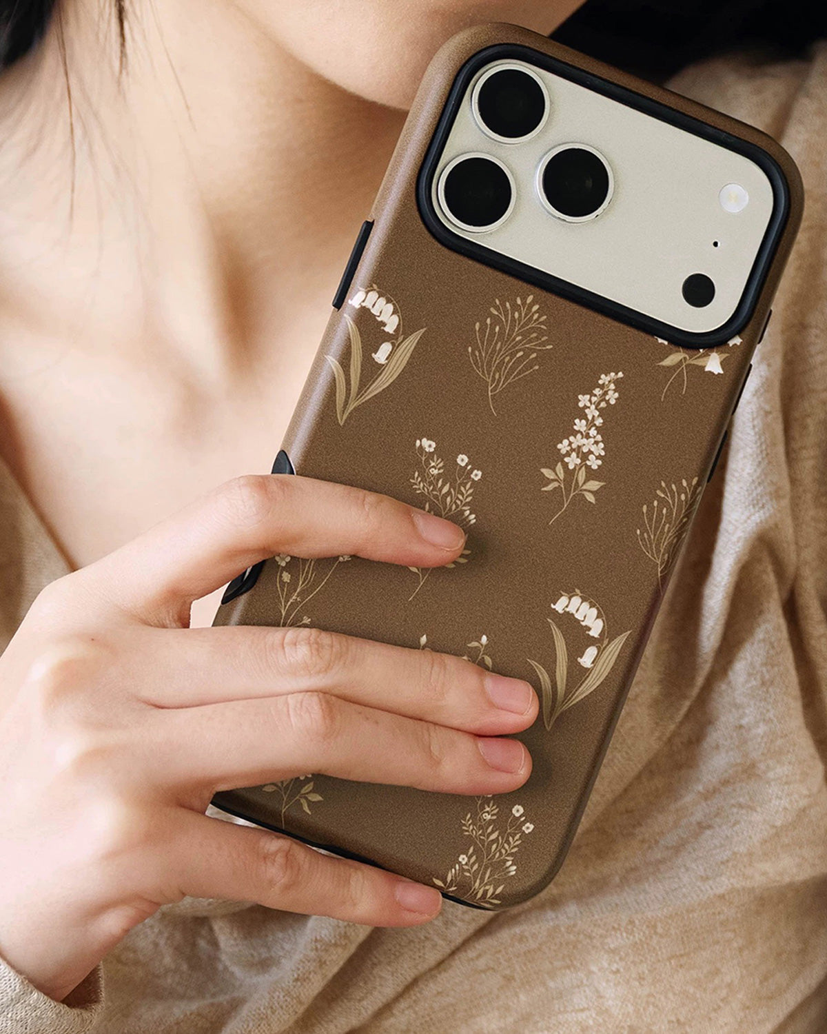 BOTANICA BLOOM NA MAGSAFE NA CASE NG TELEPONO