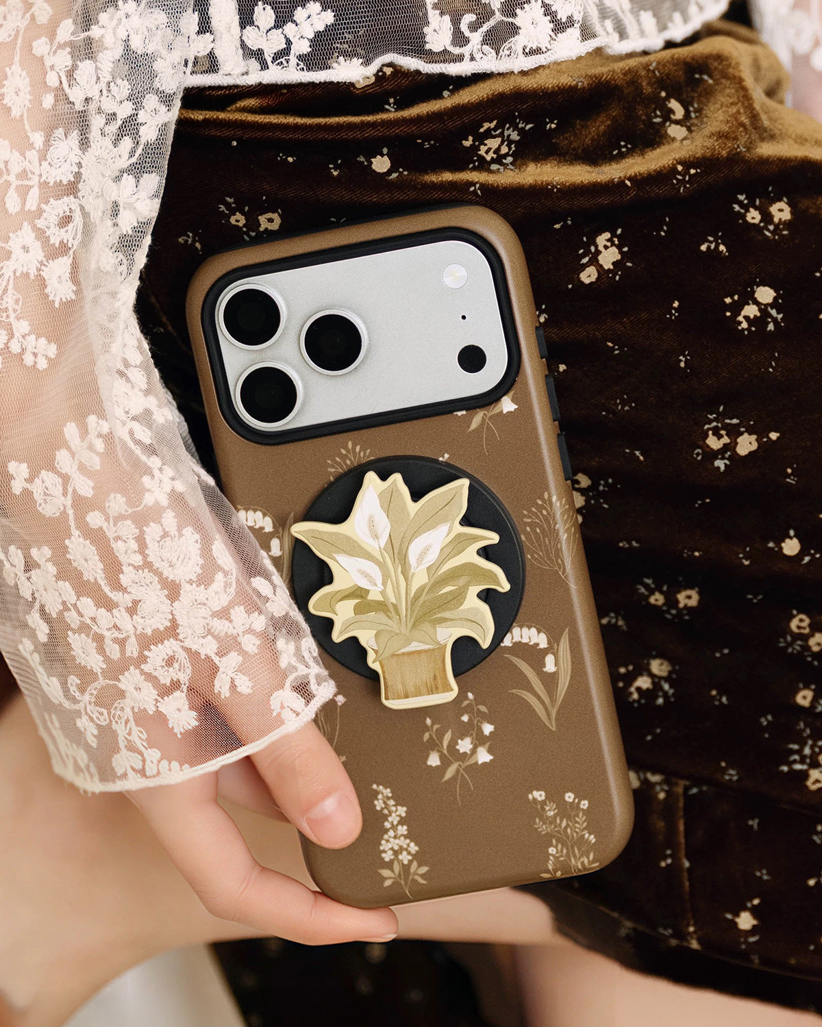 BOTANICA BLOOM NA MAGSAFE NA CASE NG TELEPONO